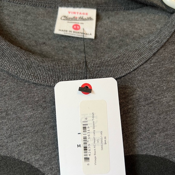 NWT Charlie Hustle KC Heart Vintage T-Shirt - Black - Picture 3 of 3